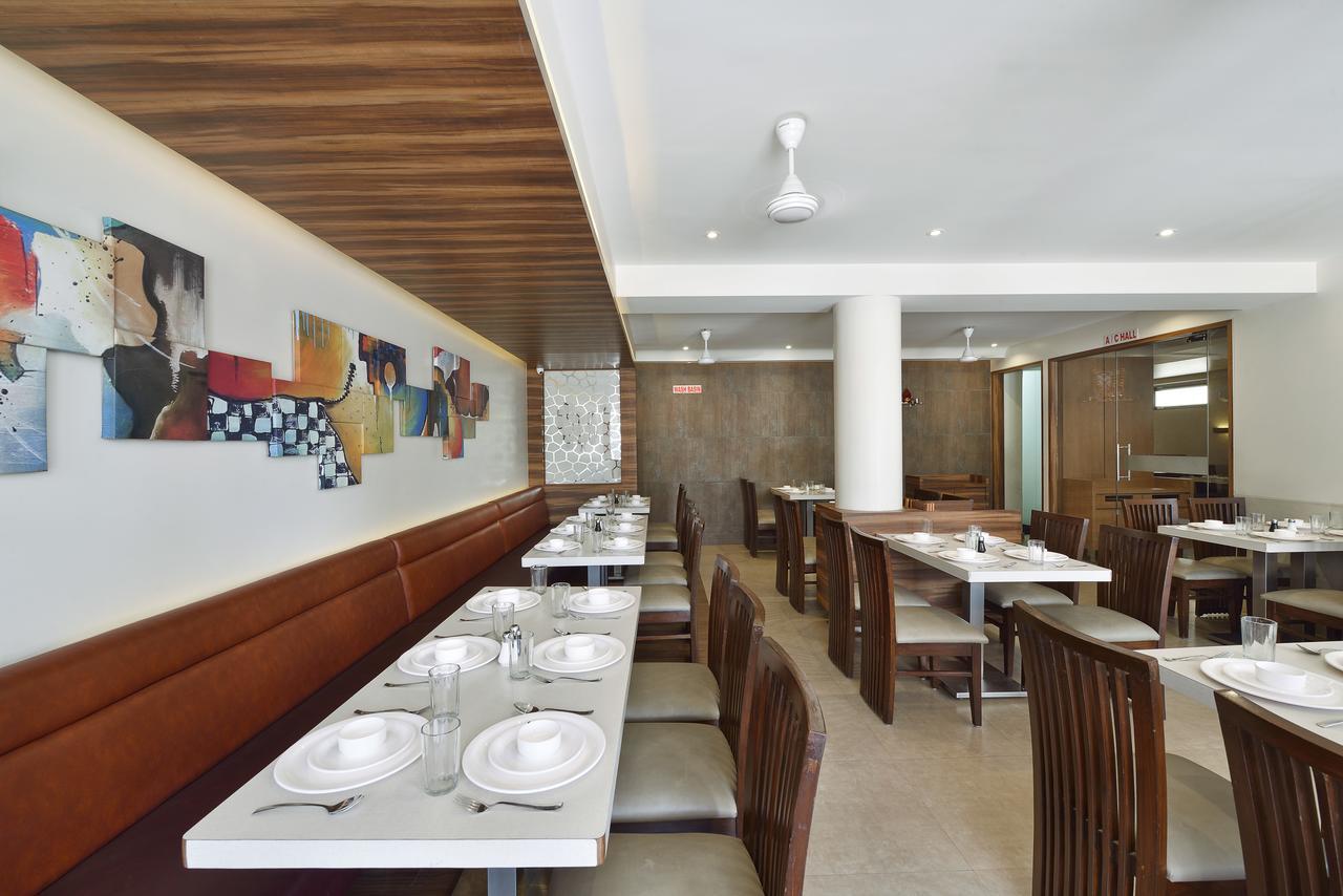 The Eastern Hotel Ankleshwar Extérieur photo